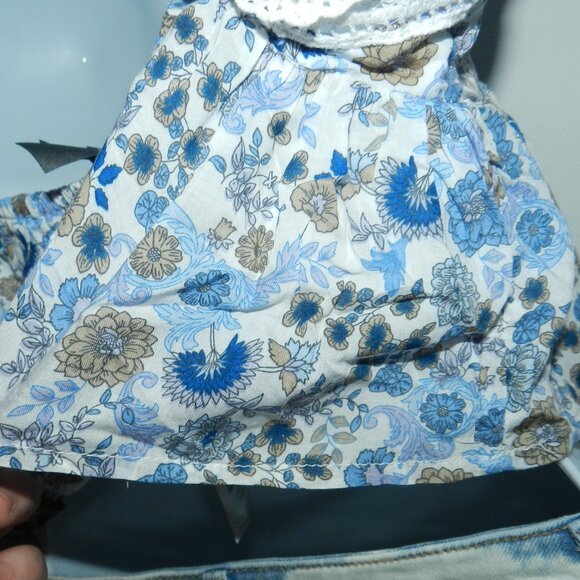 Francesca's floral print crochet trim crop top Size Large 🆕📦⌚🏃💨⚡🚚 - Picture 11 of 16